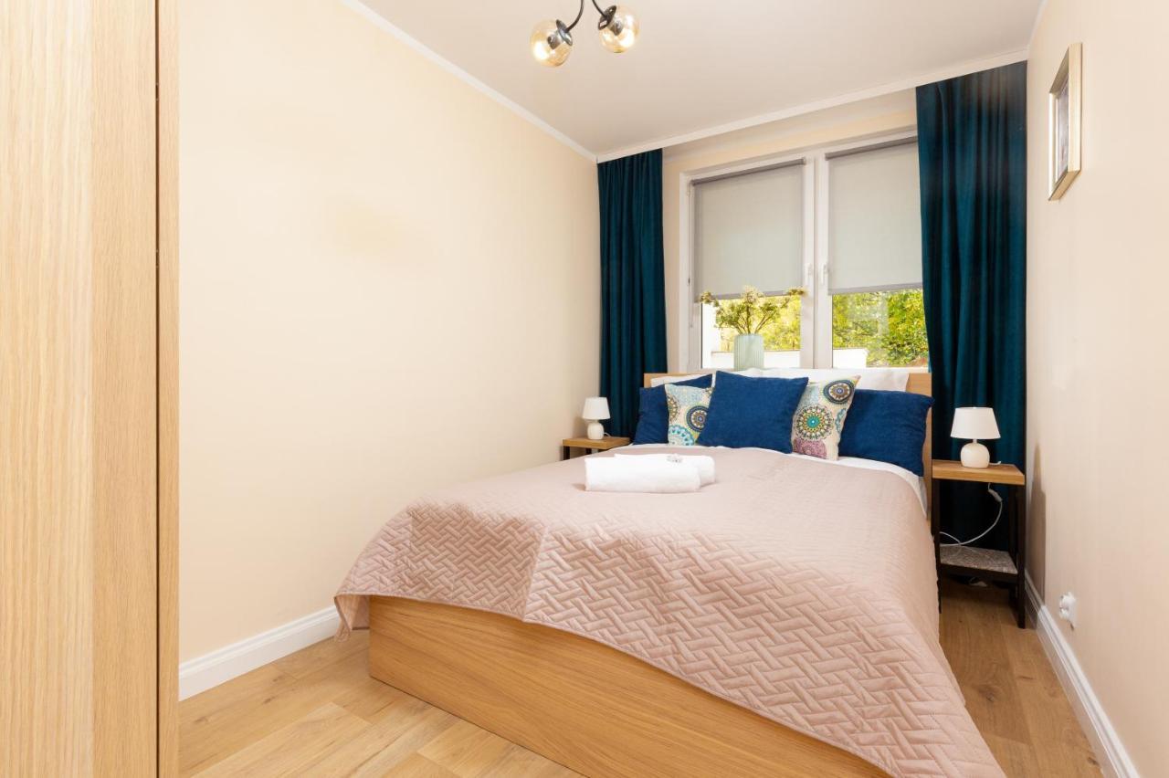 Apartments City Center Ochota By Noclegi Renters Warschau Buitenkant foto